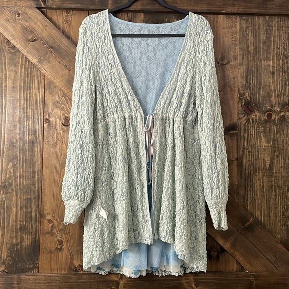 WE ARE HAH Double Reversible Robe - Picture 4 of 14